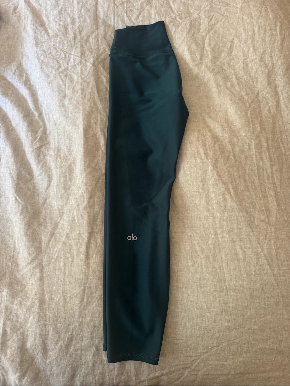 ALO Yoga 7/8 High-Waist Leggings in Midnight Green - Picture 2 of 3